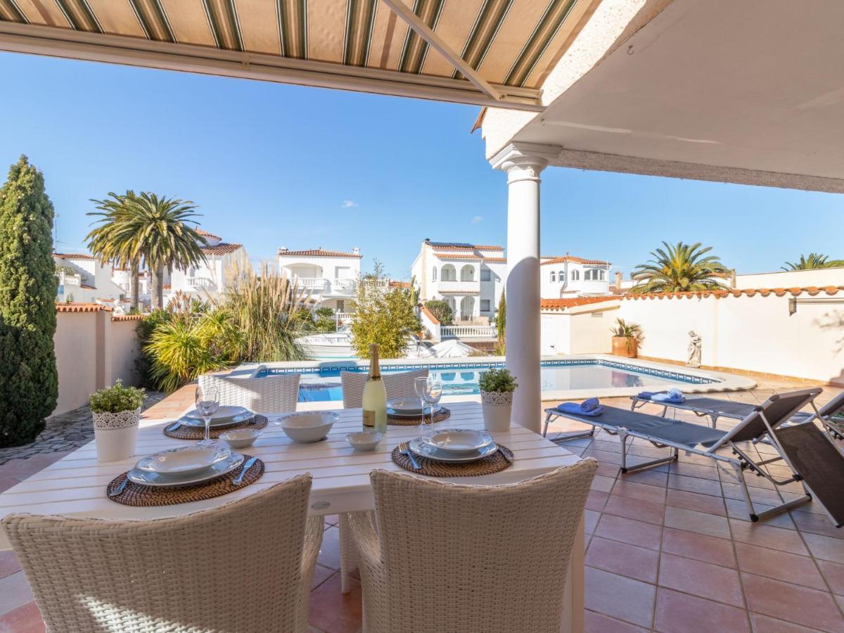 Holiday Home Bonica By Interhome Empuriabrava Exterior foto